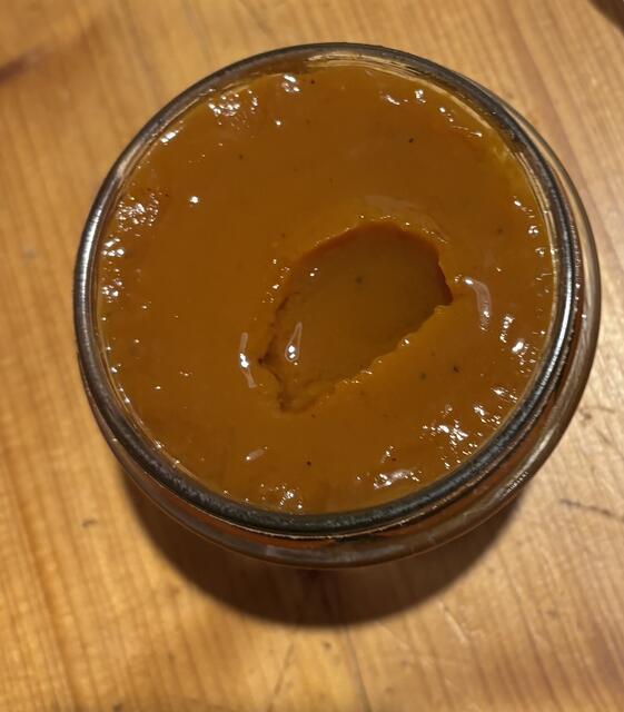 Die allerbeste Marillen-Marmelade mit Marillen aus Kürnberg.


Mmmmmhhhhh