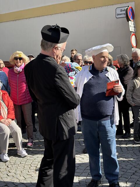 Der hochwürdige Herr Pfarrer Christian Poschenrieder und der grandiose Bäcker Karl Piaty aus Waidhofen an der Ybbs