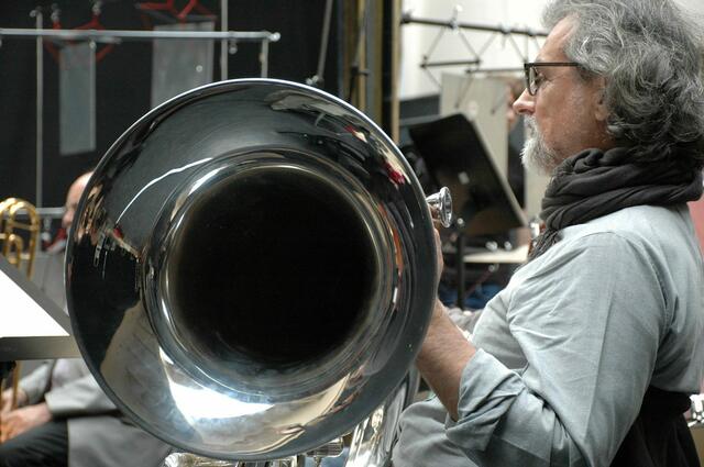 sirene Operntheater: Raoul Herget bei den Proben zu GILGAMESCH in der Alten Wäscherei am Steinhof 2015. | Foto: sirene