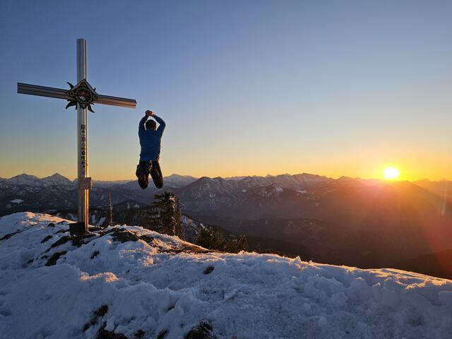Gipfelkreuz Almkogel, zu Sonnenuntergang, Großraming | Foto: Christian Hahn