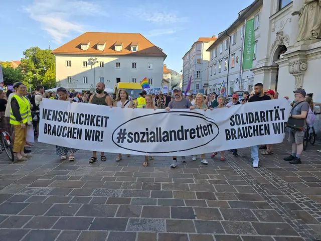 Demonstration, soziallandretten, Graz