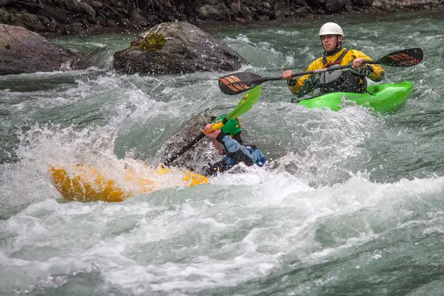 Bei + 34° C ist dieser Sport ideal um sich im kühlen Wasser der Sanna abzukühlen. | Foto: © Ing. Günter Kramarcsik