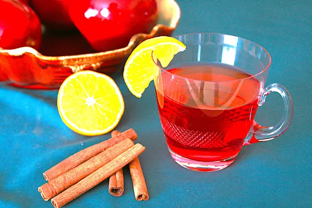 MISSIONS-ADVENT-SPENDENAUFRUF!!
WIE ALLE JAHRE TRETE ICH MIT DIESER BITTE AUCH AN SIE HERAN!
BITTE UNTERSTÜTZEN SIE DEN MISSIONS SPENDENAUFRUF FÜR MENSCHEN DIE BEDÜRFTIG ODER WOHNUNGSLOS SIND. VIELE IN ÖSTERREICH LEBENDEN MENSCHEN GEHT ES NICHT GUT, DAHER BITTE ICH SIE BEI EINER NATURALLEBENSMITTEL SPENDE MIT ZU MACHEN.
BITTE GEBEN SIE NACH IHREN MÖGLICHKEITEN HALTBARE LEBENSMITTEL AB.
Gebraucht werden:
Reis, Spagetti, Spiralen, Hörnchen, Mehl,
Dosen: Bohnensuppe, Chili Con Carne, Gulasch, Linsen, Bohnen, Aufstrich-Dosen, Fisch-Fleisch-Früchtedosen, Haltbarmilch, Schokolade , Süßigkeiten, Gewürze, usw.
Jede noch so kleine Spende ist willkommen.
ROBIN-HOOD'S-ARCHE
SAMSTAG, 15. NOV. 2025 von 14:00-16:00 UHR
KLEINHAUSGASSE 21 / 1210 Wien, Strebersdorf
An diesem Wochenende ist der "Welttag der Armen" der vom Papst Franziskus bereits im Jahre 2017 eingeführt wurde.
MIT 1Kg REIS ca. 1,50 EURO SIND SIE SCHON DABEI!!
Bitte keine abgelaufenen oder angebrochenen Lebensmittel, keine Alkoholika,
die Lebensmittel sollen bis Jahresende haltbar sein, Ablaufdatum mindestens bis 31.12.2025
JEDER SPENDER ERHÄLT EINEN NEUJAHR-GLÜCKSBRINGER, DER KÜNSTLERISCH GESTALTET UND EIN UNIKAT IST, DEN ER IM NEUEN JAHR EINEN SEINER LIEBEN SCHENKEN KANN, DAMIT DAS GLÜCK NICHT AUSBLEIBT!!
AUCH STEHT GLÜHWEIN BEREIT, BEIM REDEN KOMMEN DIE LEUT ZAM! *Alles so lang der Vorrat reicht!*
Komm vorbei und sei dabei! 