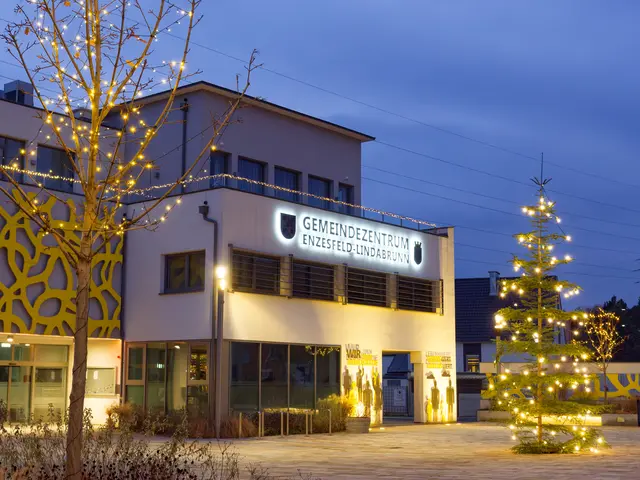 Vorweihnachtliche Stimmung vor dem Gemeindezentrum Enzesfeld-Lindabrunn | Foto: Anton Kroh