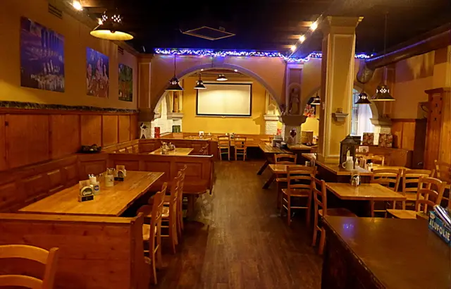 Ein Freund ist ein Mensch, der die Melodie Deines Herzen kennt und sie Dir vorspielt, wenn Du sie vergessen hast 💖 (Albert Einstein)