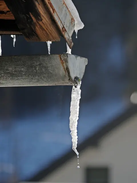 Nach dem Schnee kam es tagsüber zu Tauwetter aber die nächsten Tage werden wieder sehr kalt. Speziell die Nächte werden wahrscheinlich im Minusbereich doppelstellig sein. Warm anziehen!