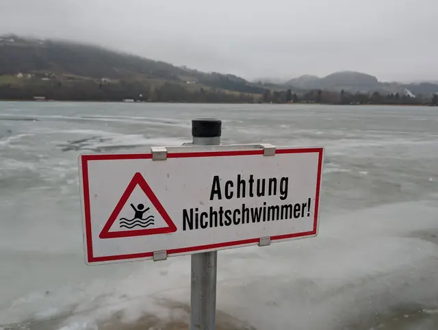 Ehrlich gesagt, wäre mir das Wasser aktuell zu kalt - da würde ich auch "nicht schwimmen"! | Foto: Bernd Haider