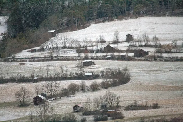 Heute in der Früh war auf der Sonnenseite über Nacht der Winter wieder zurück gekommen. | Foto: © by Ing. Günter Kramarcsik