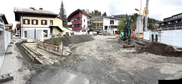 Arbeiten am neuen Fieberbrunner Dorfplatz | Foto: Klaus Kogler
