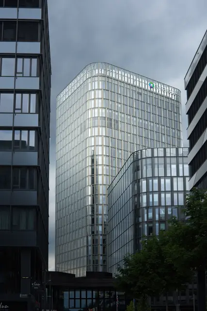Moderne Architektur neben dem Hauptbahnhof Wien.