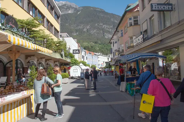 Sommer FUZO, Malserstraße, Landeck, Frischemarkt, Fußgängerzone, Begegnungszone