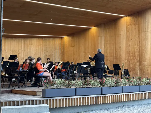 Das 3. Kurkonzert der Salinenmusikkapelle Bad Ischl am 14. Juli begann mit einem Auftritt der jüngsten Musikanten, der "Salzkristalle". | Foto: privat
