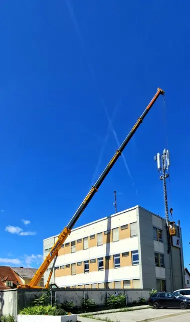 Guter Handyempfang hängt vom Standort, den Hindernissen in der Umgebung und dem gewählten Mobilfunknetz ab.  | Foto: Kurt Nöhmer 