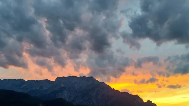 Puch bei Hallein, Richtung Untersberg, 7.9.2026, 19:45 Uhr