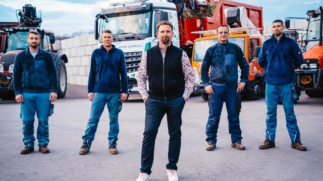 Peter Sundl und sein Team kümmern sich um die Baum- und Grünschnittpflege. Der Schwerpunkt liegt in der Baumabtragung und Fällung. | Foto: MeinBezirk.at
