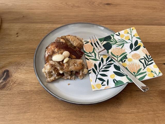 Mit dem Osterbrot und Striezel kann man einen Brotpudding machen. Hier gibt es weitere Rezepte zur "Restlverwertung" der Osterware. | Foto: RegionalMedien