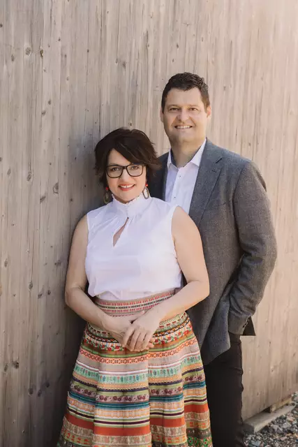 Strahlende Sieger: Michaela und Andreas Muster  | Foto: Karin Bergmann