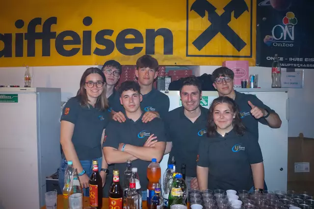 Die Landjugend Pöttsching – bekannt für ihre Organisationskunst und ihr Gespür für gute Stimmung – lud zum Kirtagsabend mit Live-Musik von Sunnseitn.  | Foto: Alejandra Ortiz