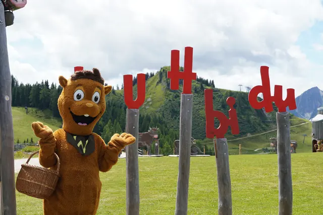 Wagraini liebt seine Besuche beim KUHbidu-Donnerstag am Grafenberg. | Foto: Nicole Hettegger