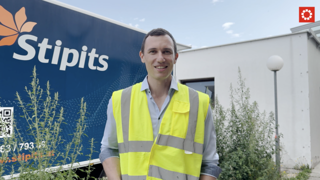 Georg Günser gewährte Einblicke in die Abrisstätigkeiten des Familienunternehmens Stipits. | Foto: Carla Schoditsch