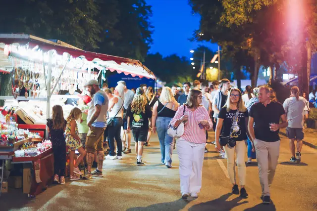Die Haupstraße verwandelt sich wieder in eine Festlocation. | Foto: Gemeinde Neudörfl