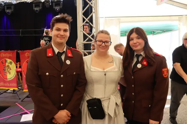 Ein Jahrhundert und noch ein Stück mehr – die Freiwillige Feuerwehr Mattersburg blickt auf 150 Jahre engagierten Einsatz für die Sicherheit der Bevölkerung zurück. Am Sonntag feierten die Mitglieder dieses beeindruckende Jubiläum mit einem festlichen Jubiläumsfest.  | Foto: Alejandra Ortiz