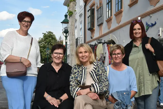 Petra, Mathilde, Helene, Renate und Rita | Foto: Julia Lirsch / MeinBezirk