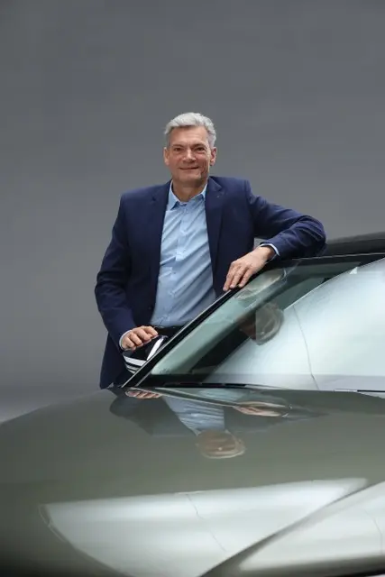 Johannes Roscheck ist seit April 2024 Präsident von Audi China. Der promovierte Wirtschaftsingenieur und Maschinenbauer blickt auf eine internationale Karriere bei Audi und Volkswagen zurück.