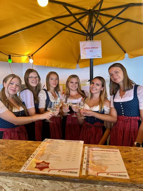 Was als traditionelles Feuerwehrfest begann, wurde zu einem Wochenende voller Begegnungen, Musik und gemeinsamer Erlebnisse. Die FF Pöttsching sorgte mit ihrem dreitägigen Programm für beste Unterhaltung. | Foto: Landjugend Pöttsching 