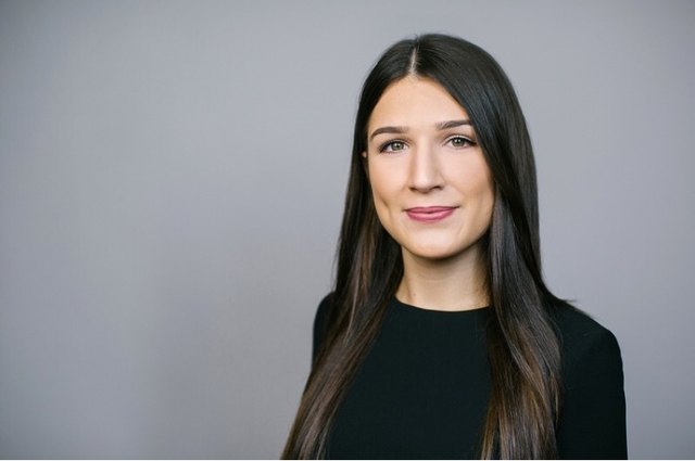 Lena Halvax